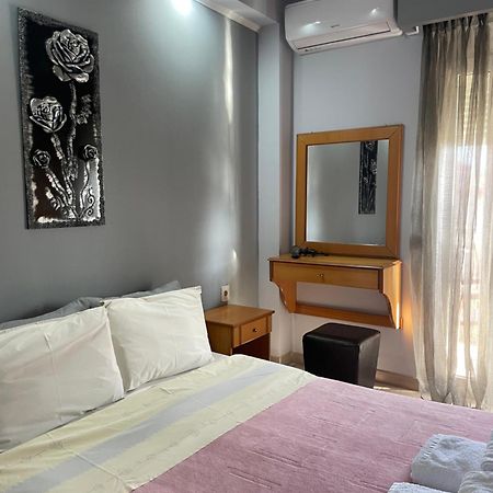 Voras Apartments Loutraki  Ngoại thất bức ảnh