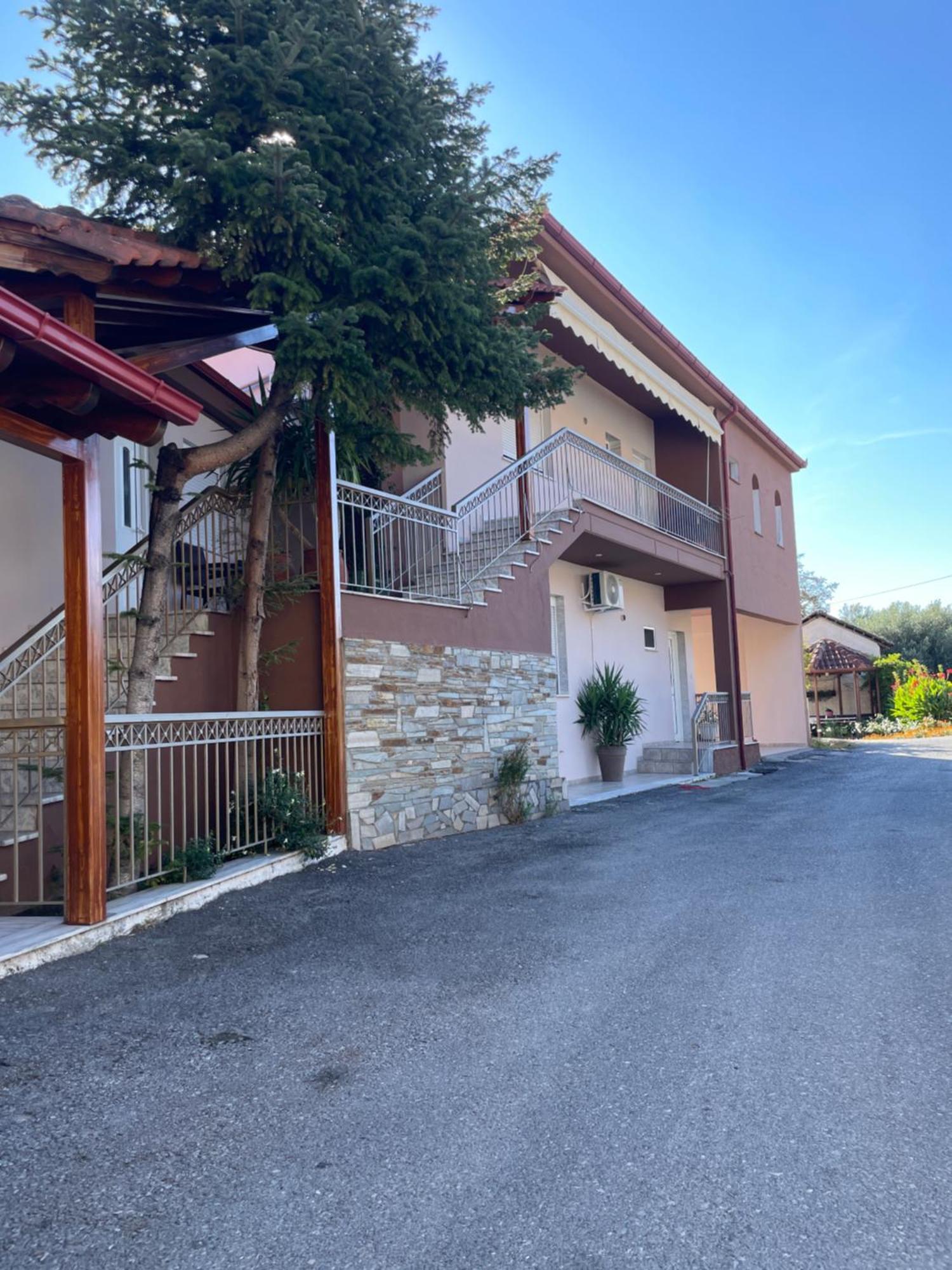 Voras Apartments Loutraki  Ngoại thất bức ảnh